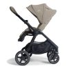 JOIE SIGNATURE Finiti 4in1 babakocsi szett Sandstone + i-Level Pro hordozó + Encore bázistalp