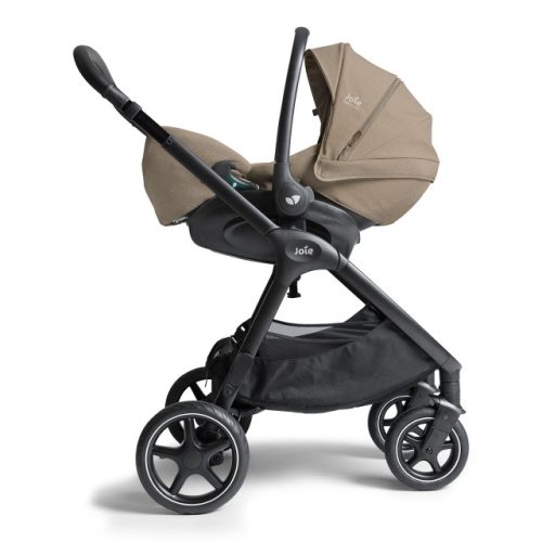 JOIE SIGNATURE Finiti 4in1 babakocsi szett Sandstone + i-Level Pro hordozó + Encore bázistalp