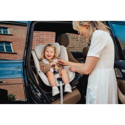 BRITAX RöMER Dualfix Pro M Style gyerekülés 61-105cm Teak