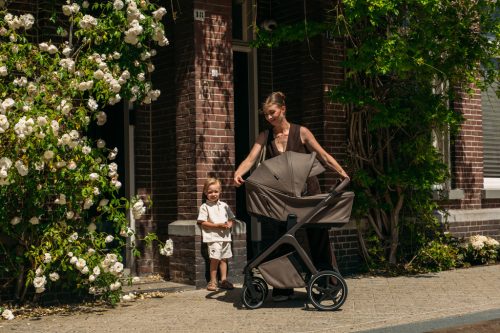 EASYWALKER Babakocsi szett 4 az 1-ben Zoey Go Sand Taupe XXL Limited + CBX Aton B2 i-Size + Bázis