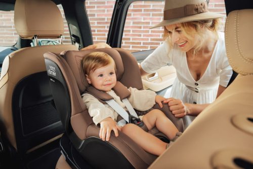 BRITAX RÖMER Dualfix 5Z Lux Onyx Black gyerekülés 61-105cm