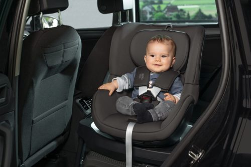 BRITAX RÖMER Dualfix Plus Night Blue gyerekülés 40-105cm